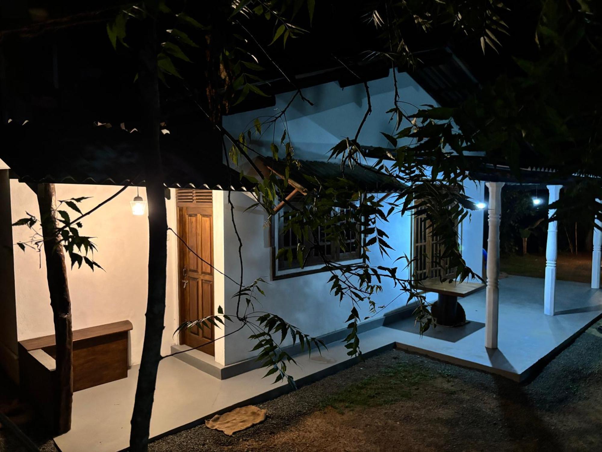 Bed and Breakfast Ima House Dikwella Exterior foto